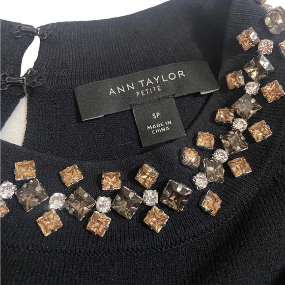 Ann Taylor beautiful bejeweled neckline 3/4 sleeve sweater back slit closure - Picture 3 of 5